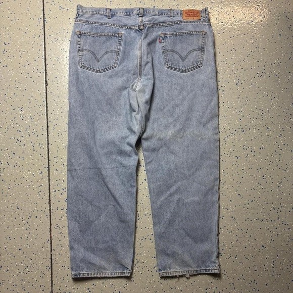 VTG Levis 550 Jeans 44x30 Relaxed Fit Blue Denim Cotton Loose Workwear - Picture 4 of 8